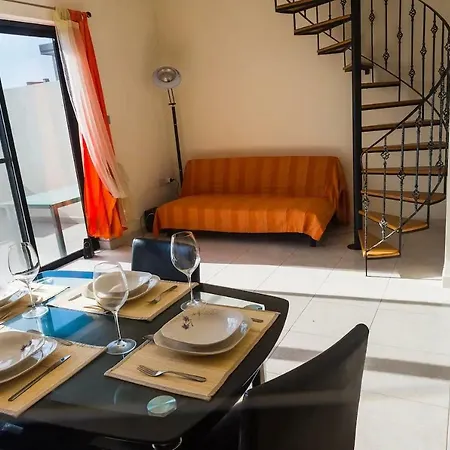 Penthouse With A View Homestay *
