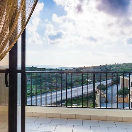 ホームステイ Penthouse With A View